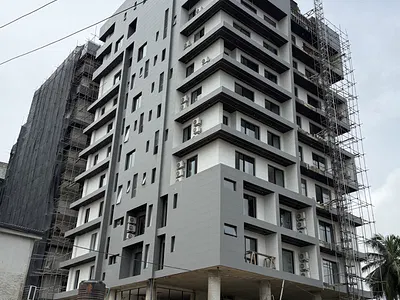 4 Bedroom Maisonette