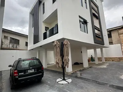 Designed 5 Bedrooms Fully Detached Duplex,