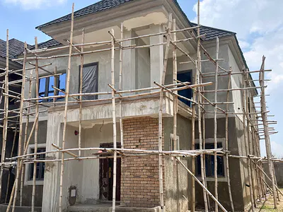 Newly Luxurious 4 Bedrooms Terrace Duplex