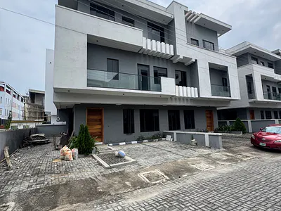 Beautiful Five (5) Bedroom Semi Detached Duplex