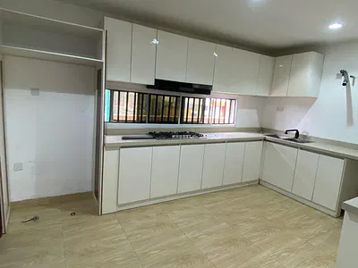 Luxury Exceptional Spacious 2 Bedroom Apartment with BQ