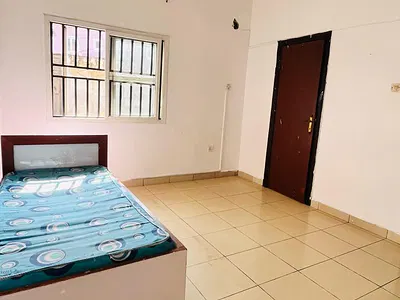 Serviced Spacious Single Room