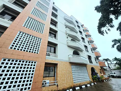 Spacious 4 Bedroom Apartment