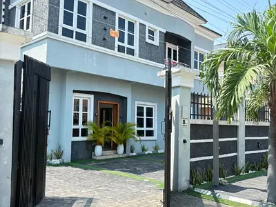 Luxury Five Bedroom Detached Duplex with BQ
