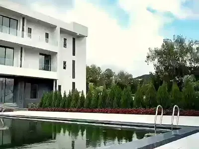 9 Bedroom Fully Finished Duplex and BQ