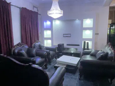 Very Spacious 4 Bedroom Semi Detached