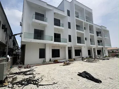 Luxurious 2 Bedrooms Apartments