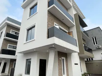 Luxury 4 Bedroom Fully Detached Duplex with BQ, Office & Outdoor Patio