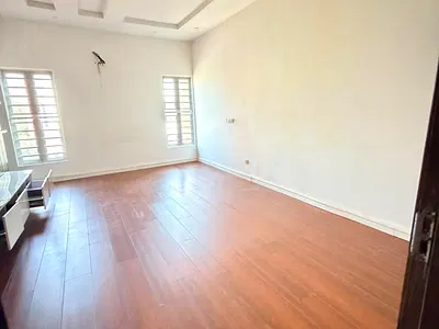 Shared Apartment