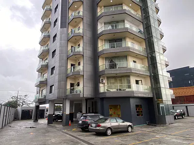 Luxury Furnished 3 Bedroom Apartment with a BQ