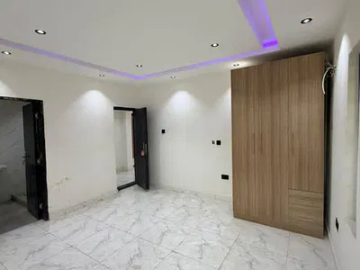 New Tastefully Built 3 Bedroom Apartments