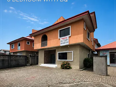 6 Bedroom Commercial Space