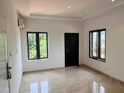 2 Bedroom Contemporary Architectural Design Spacious Living Areas
