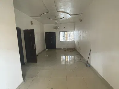 A Nice and Spacious 2 Bedrooms Apartment with Balcony (Upstair)