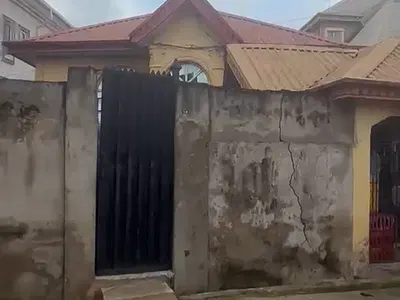A Demolishable Building on a Land