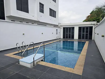 (5) Bedroom Detached House with a Large Rooftop, Swimming Pool, 2BQ