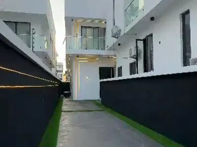 4 Bedroom Semi Detached Duplex