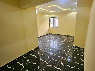 Well Maintained 2 Bedroom Flat with Allroom Ensuite in a Serene Environment