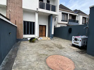 Spacious 4 Bedrooms Semi Detached Duplex with BQ
