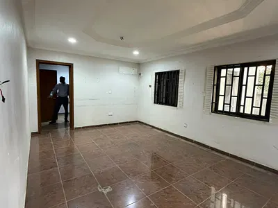 5 Bedroom Fully Detached Duplex with 2 Room Guest Chalet