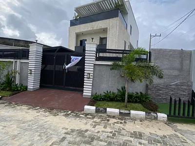 Bran New Contemporary 4 Bedrooms Fully Furnished and Fully Detached Duplex
