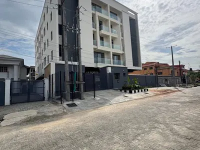 Exquisite 3 Bedroom Apartment with BQ