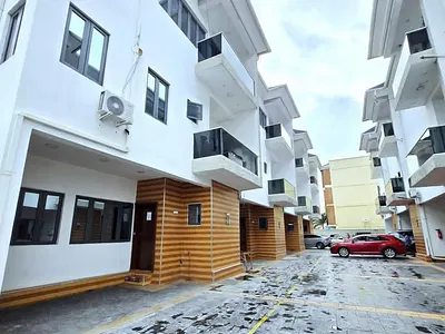 Spacious 4 Bedroom Terrace Duplex with BQ