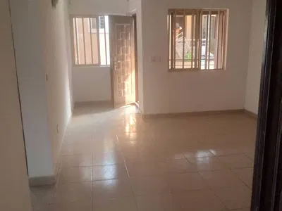 2bedrooms Apartment Available