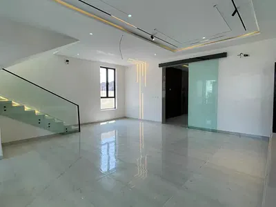 Luxury 5 Bedroom Fully Detached with BQ, Pool & Cinema
