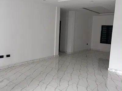 A Luxurious 3 Bedroom Flat + BQ