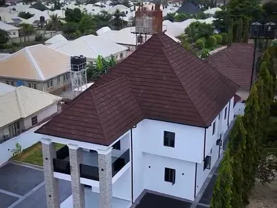 Luxury New 4bedroom En-Suite with 2bedroom BQ