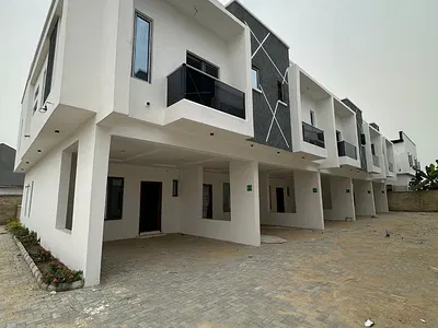 Well Build 4 Bedrooms Terrace Duplex