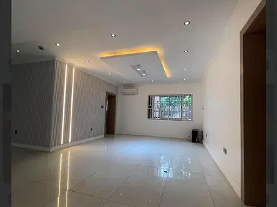 Newly Renovated 3 Bedroom Apartment