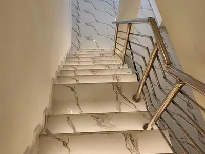 4 Bedrooms Terrace