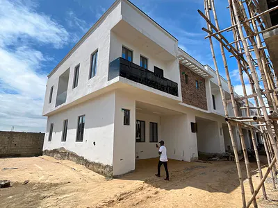 3 Bedroom Terrace