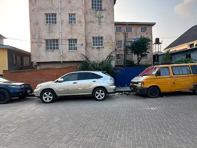 3 Storey Building for Mixed Purposes
