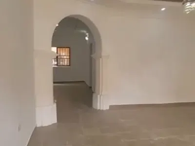 3 Bed Rooms Block of Flat Ground Floor