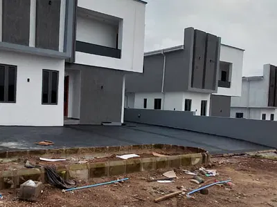 Executive 4 Bedrooms Duplex Plus BQ