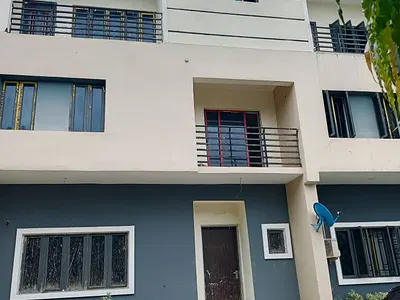 Modern 4 Bedrooms Duplex