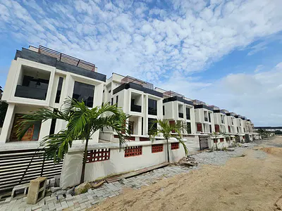 6-Bedroom Detached Duplex with BQ