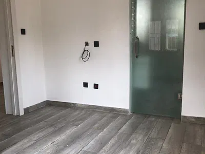 Exquisite 1 Bedroom Apartment