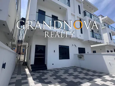5 Bedroom Semi-Detached Duplex with BQ