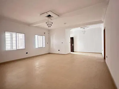 Contemporary 2 Bedroom Maisonettes with Ample Parking