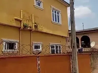 4 Units of 2 Bedroom Flat+1 Unit of 3 Bedroom Flat