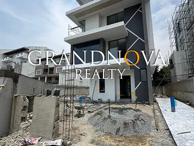 5 Bedroom Luxury Home with Elevator, Cinema, Pool & Rooftop Terrace