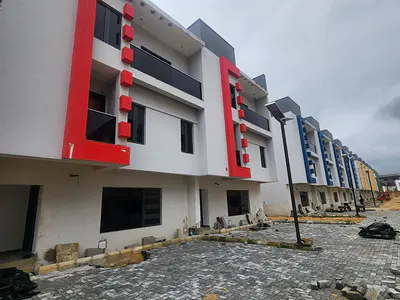 Luxury 4-Bedroom Terrace Duplex
