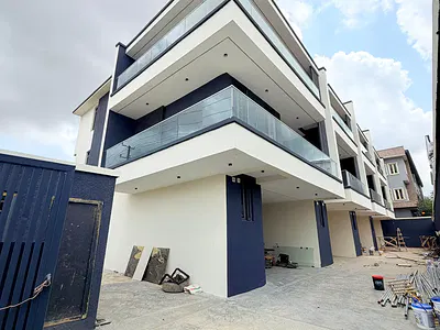 Fantastic Built 4 Bedroom Terrace Duplex with BQ