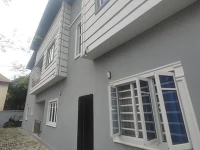 Brand New Spacious 3 Bedroom Flat Apartment with 2 Doors Entry.