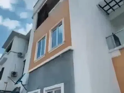 5 Bedroom Fully Detached Duplex