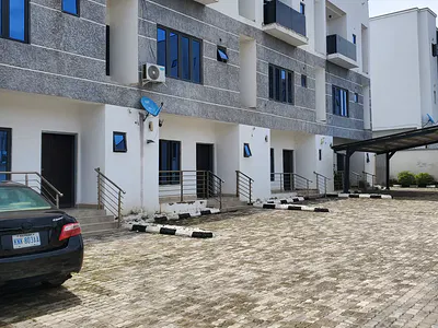 Luxury 4-Bedroom Terrace Duplex with BQ